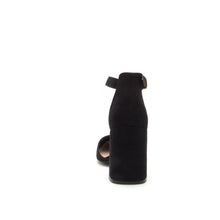 Chunky heel (black)