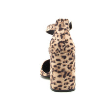 Chunky heel